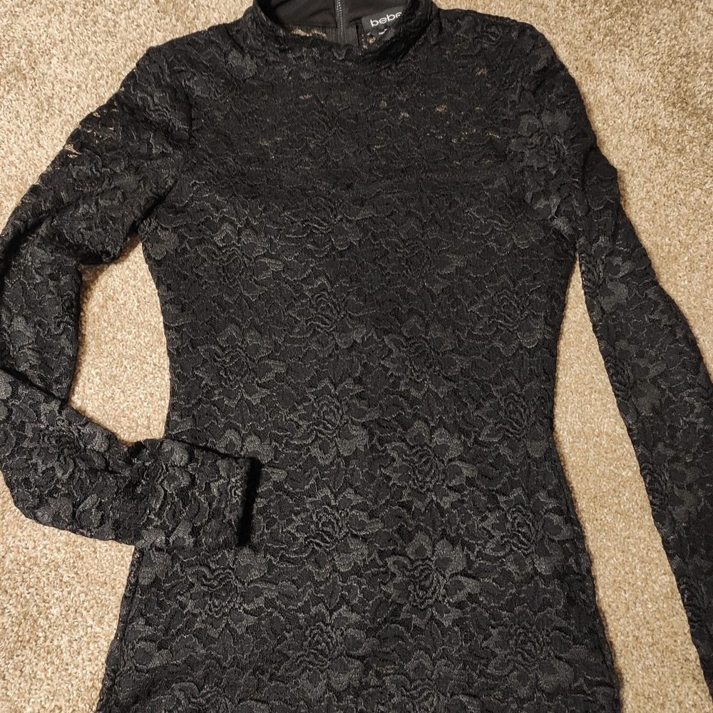 Bebe lace sweetheart top